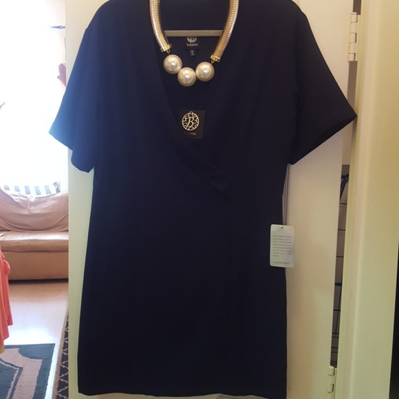 Dress - Picture 2 of 8